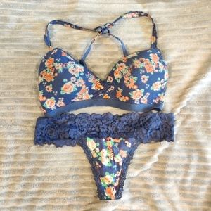 Aerie Real Happy Wireless Lightly Lined Mesh Bra & Lace Thong Set - 32D & medium